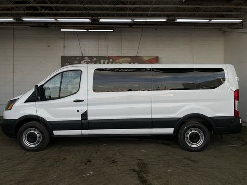 Used 2016 Ford Transit 350 XL image 2