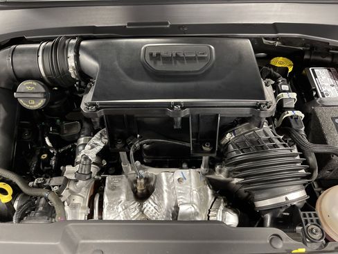 Used 2024 Jeep Compass Limited image 16