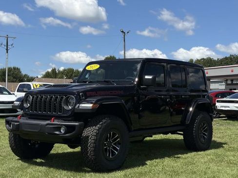 New 2027 Jeep Wrangler Unlimited Rubicon AWD/4WD image 13