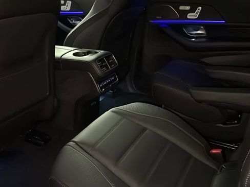 New 2026 Mercedes-Benz GLS 580 4MATIC image 28