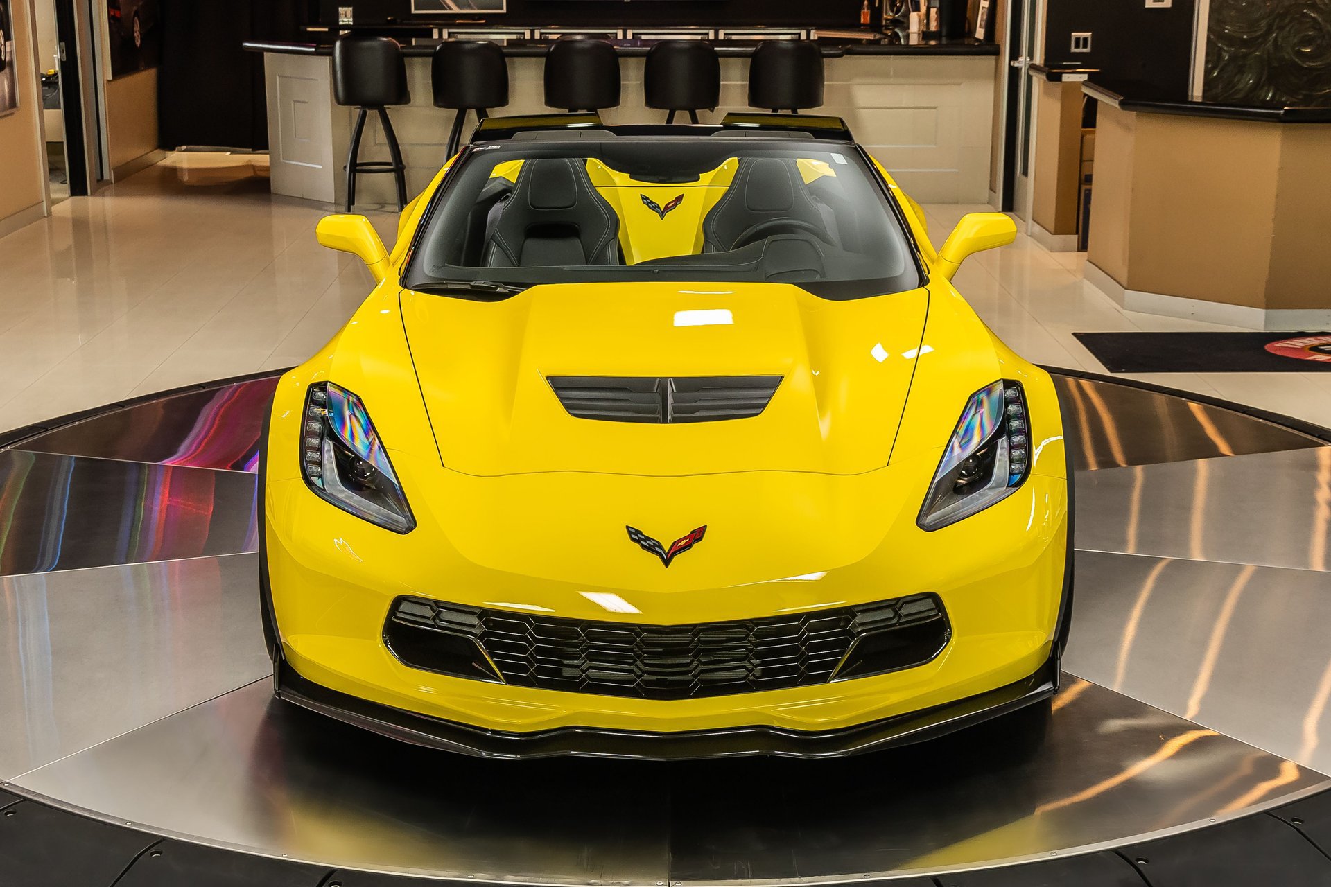 Used 2017 Chevrolet Corvette Z06 RWD image 9