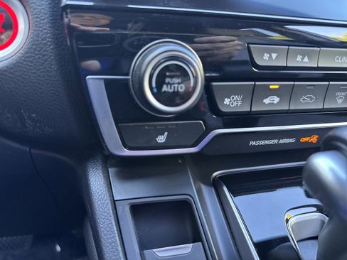 Used 2020 Honda CR-V Touring image 24