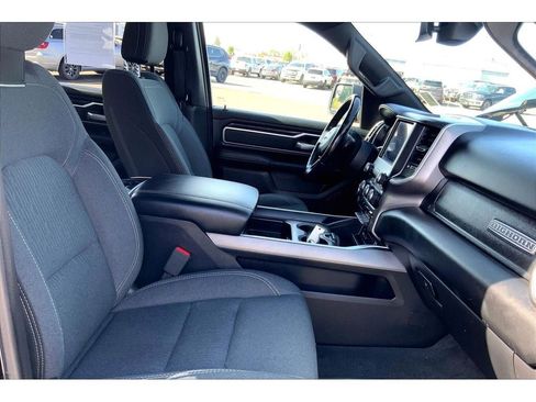 Used 2019 RAM 1500 Big Horn AWD/4WD image 8