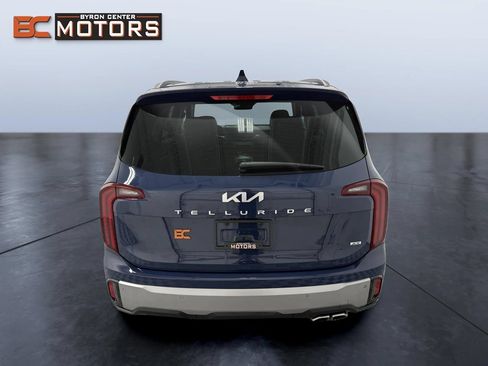 Used 2025 Kia Telluride S AWD/4WD image 5