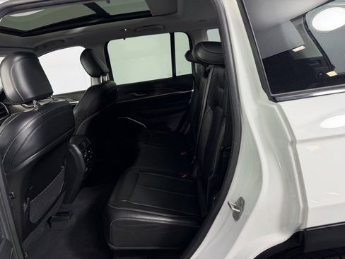 Used 2022 Jeep Grand Cherokee Limited 4xe w/ Luxury Tech Group II image 25