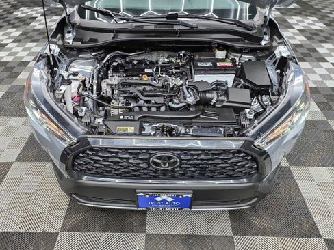 Used 2022 Toyota Corolla Cross LE w/ Moonroof Package AWD/4WD image 34