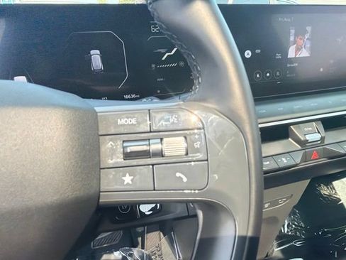 Used 2024 Kia EV9 Wind AWD/4WD image 25
