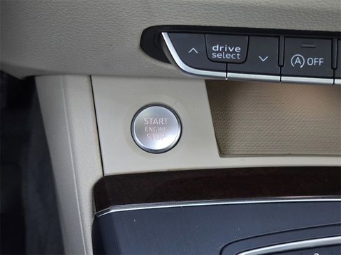 Used 2018 Audi Q5 2.0T Premium Plus image 22