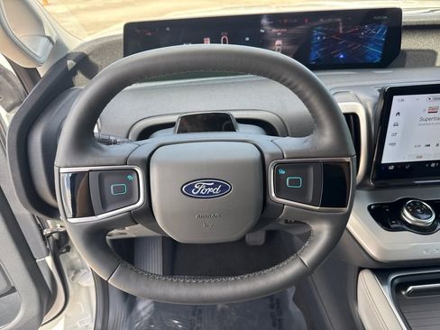 Certified 2025 Ford Expedition Max Active image 15