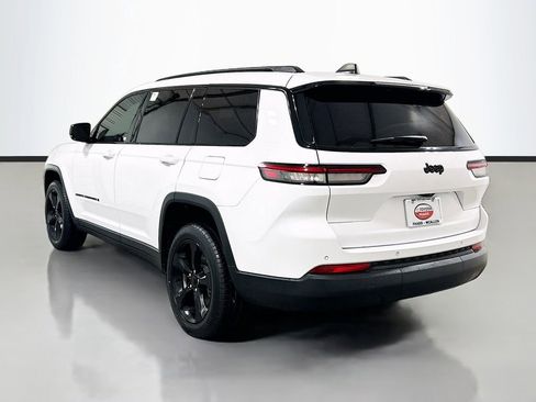 Used 2024 Jeep Grand Cherokee L Laredo image 6