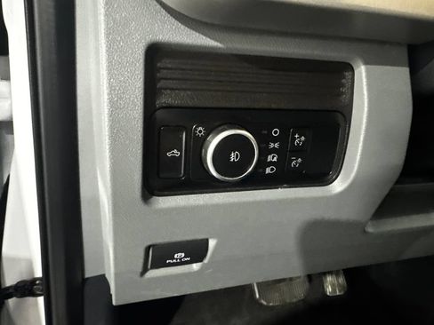 Used 2024 Ford F250 XLT AWD/4WD image 34