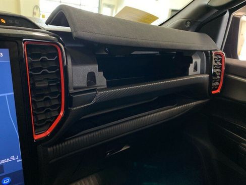 Used 2025 Ford Ranger Raptor AWD/4WD image 24