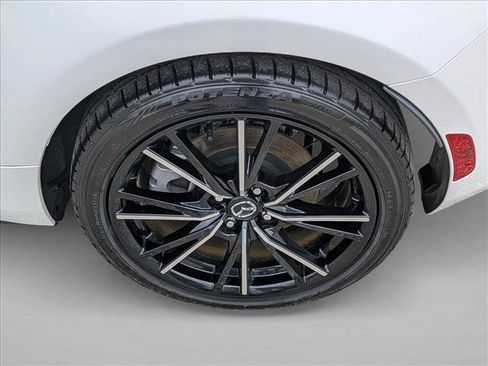 Used 2025 MAZDA MX-5 Miata RF Grand Touring RWD image 19