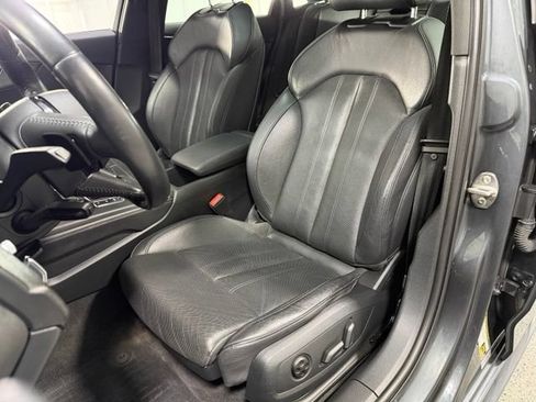 Used 2018 Audi A4 2.0T Prestige w/ Prestige Package AWD/4WD image 25