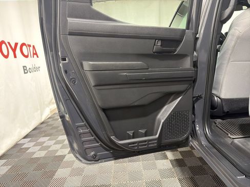 Used 2025 Toyota Tacoma SR5 AWD/4WD image 16