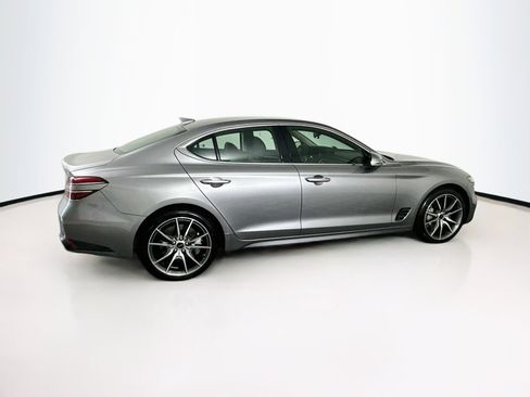 Used 2025 Genesis G70 2.5T RWD image 10