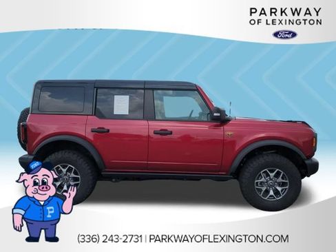 Used 2025 Ford Bronco Badlands AWD/4WD image 6