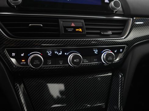 Used 2022 Honda Accord Touring image 20
