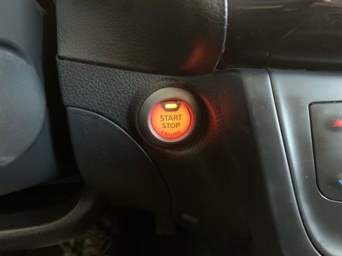 Used 2019 Nissan Sentra SV w/ Special Edition Package image 39