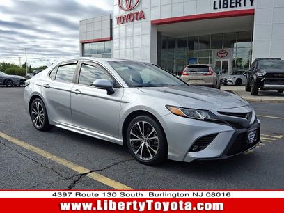 Used 2018 Toyota Camry SE w/ Moonroof Package