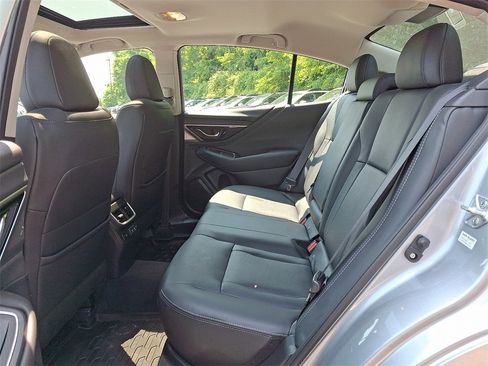 Used 2022 Subaru Legacy Limited image 10