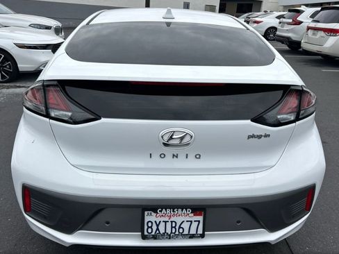 Used 2021 Hyundai Ioniq Limited image 4