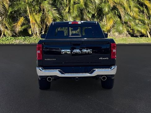 Used 2025 RAM 1500 Laramie AWD/4WD image 7