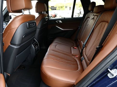 Used 2023 BMW X5 M50i w/ Executive Package AWD/4WD image 25