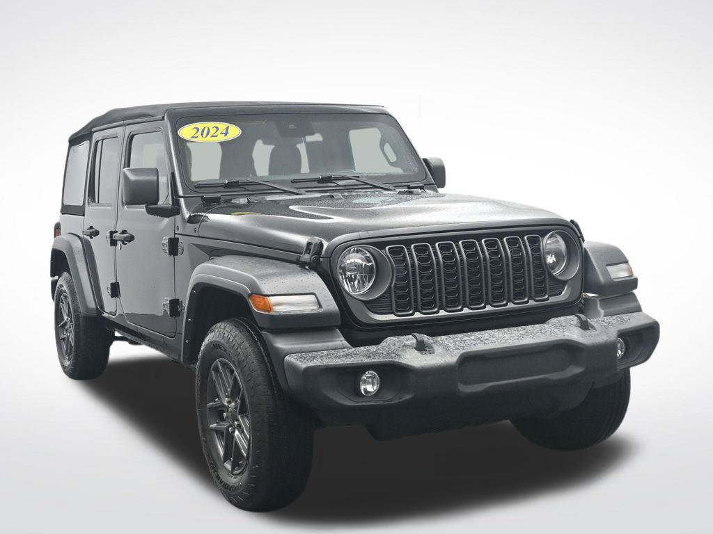 Used 2024 Jeep Wrangler Unlimited Sport AWD/4WD image 3