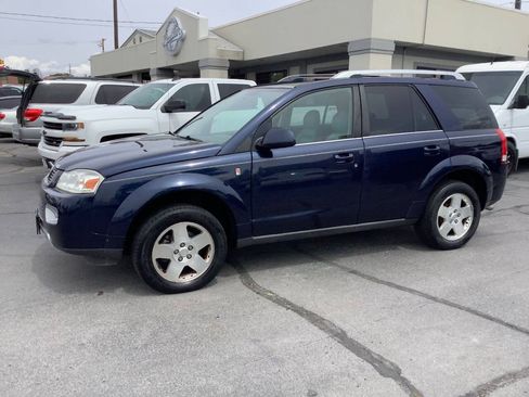 Used 2006 Saturn Vue AWD V6 w/ Sun & Sound Pkg image 17