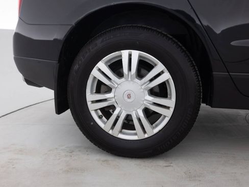 Used 2011 Cadillac SRX Luxury FWD image 21