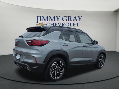 New 2026 Chevrolet TrailBlazer RS w/ Convenience Package FWD image 3