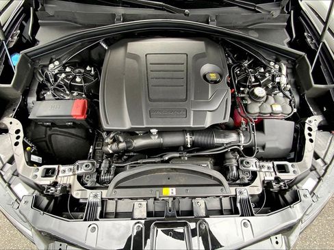 New 2025 Jaguar F-PACE R-Dynamic S image 12