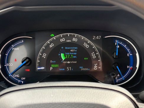 Certified 2025 Toyota RAV4 XLE image 30