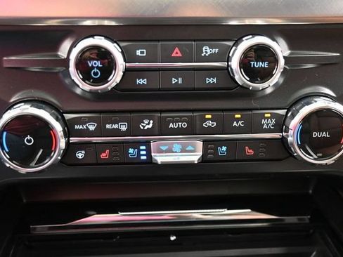 New 2026 Ford F250 King Ranch w/ Tremor Off-Road Package AWD/4WD image 32