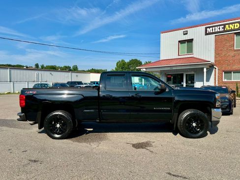 Used 2019 Chevrolet Silverado 1500 LT w/ All Star Edition AWD/4WD image 4