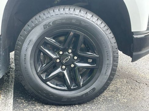 Certified 2021 Chevrolet Silverado 1500 LT Trail Boss w/ Convenience Package II AWD/4WD image 10