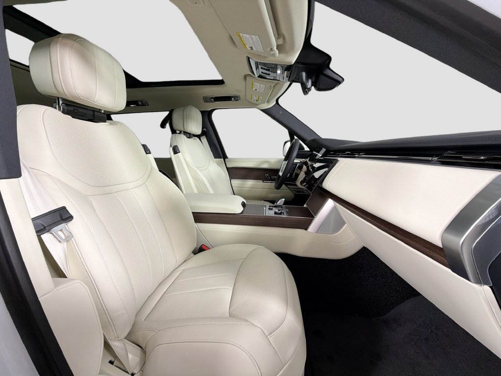 New 2027 Land Rover Range Rover Long Wheelbase SE AWD/4WD image 30