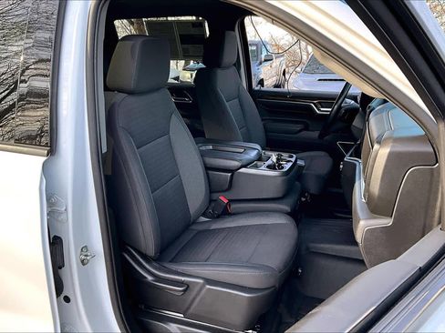 Used 2022 GMC Sierra 1500 Elevation image 8