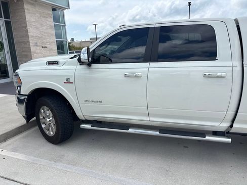 Used 2021 RAM 2500 Laramie AWD/4WD image 9