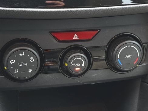 Used 2017 Subaru Impreza 2.0i Premium w/ BSD & Rcta/SRF/Eyesight image 22