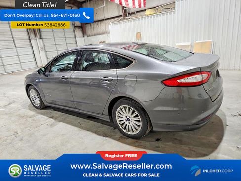 Used 2013 Ford Fusion SE FWD image 3
