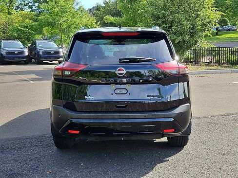 Certified 2023 Nissan Rogue SV w/ SV Premium B Package AWD/4WD image 5