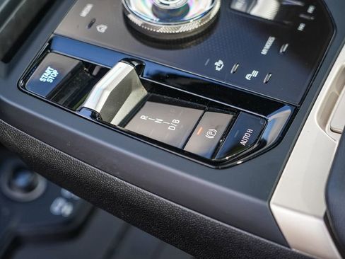 Used 2024 BMW iX xDrive50 image 20