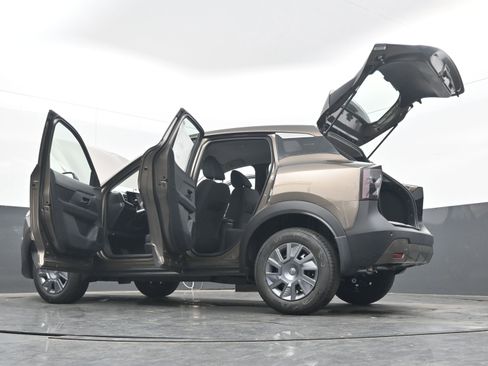 New 2026 Nissan Kicks S image 41