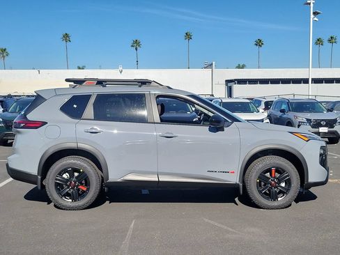 New 2026 Nissan Rogue SV AWD/4WD image 20