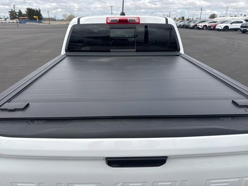 Used 2023 Chevrolet Colorado Trail Boss w/ Technology Package image 5