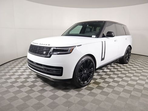 New 2025 Land Rover Range Rover SE image 35