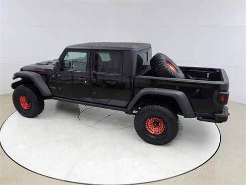 Used 2022 Jeep Gladiator Rubicon w/ Trailer Tow Package image 16