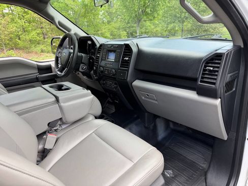 Used 2018 Ford F150 XL w/ Equipment Group 101A Mid image 25